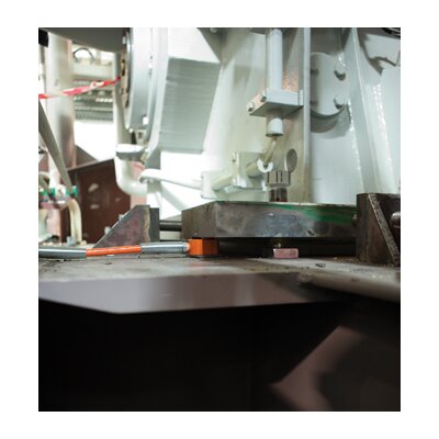 Vérin plat Holmatro en utilisation