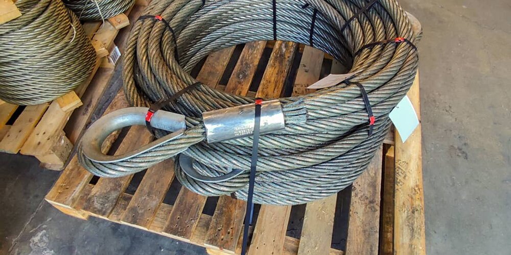 Lifting wire rope