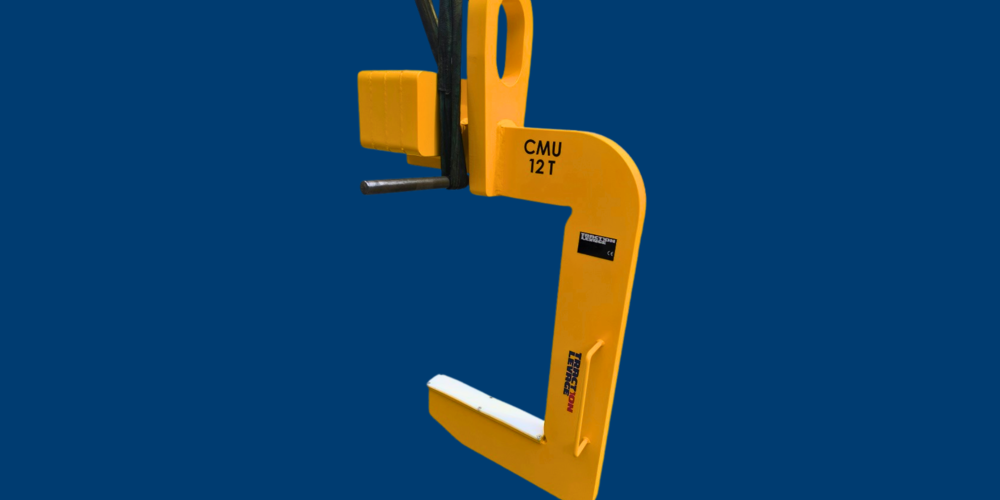 C-hook with a WLL of 12 tons | © Traction Levage