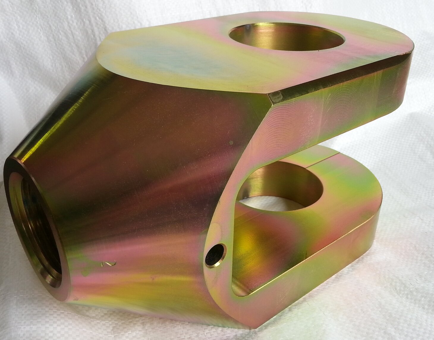 Metallic part of a lifting beam Metallic part of a lifting beam
